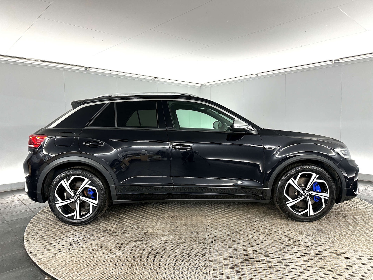 Used Volkswagen T-Roc 2022 for sale - 77655632: Photo 8