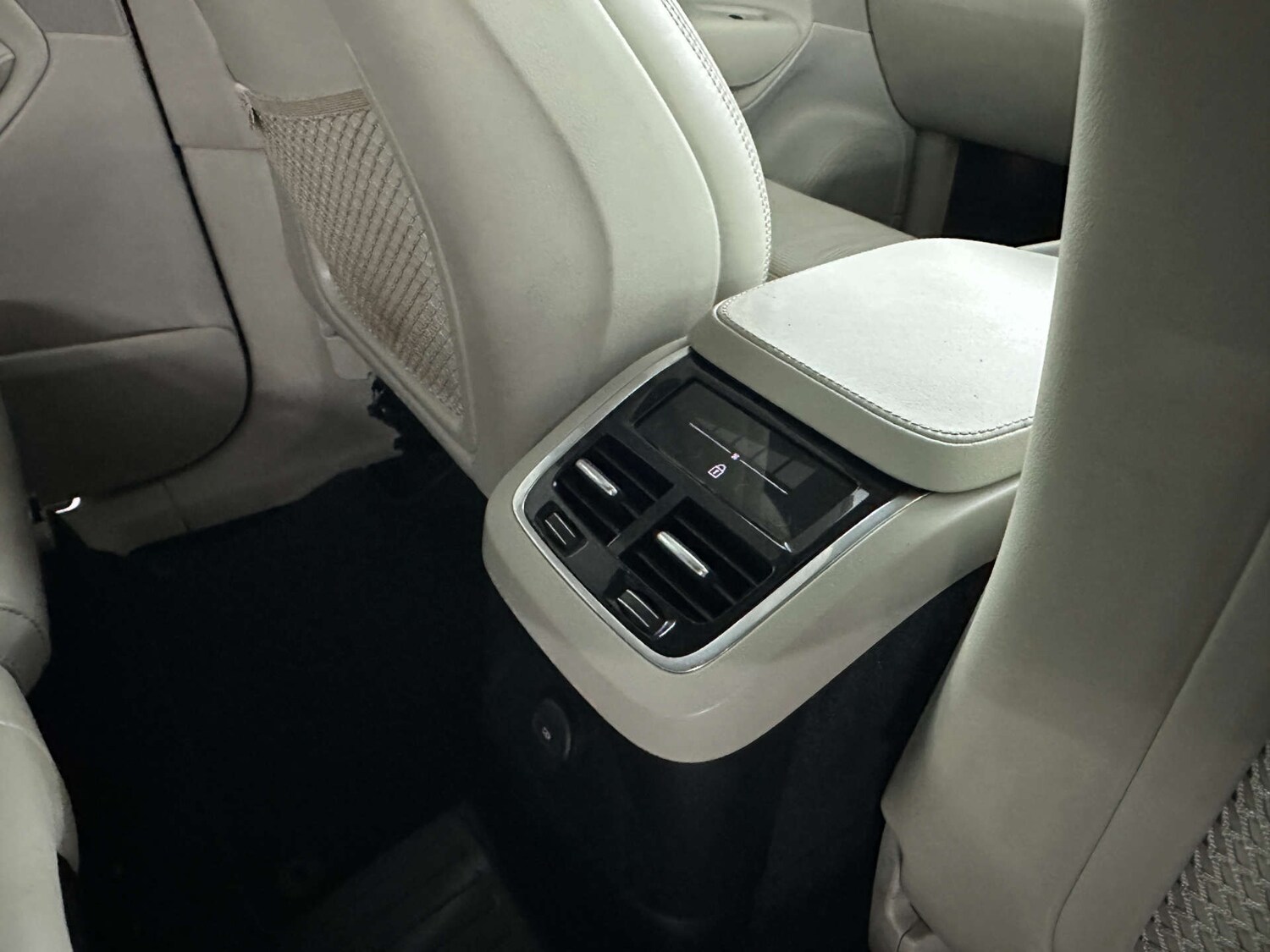 Used Volvo XC90 2022 for sale - 78106659: Photo 40