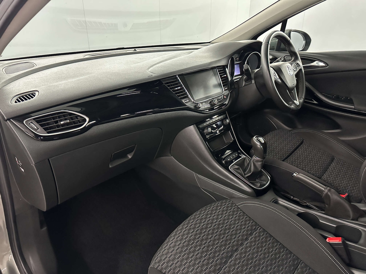 Used Vauxhall Astra 2018 for sale - 78039590: Photo 11