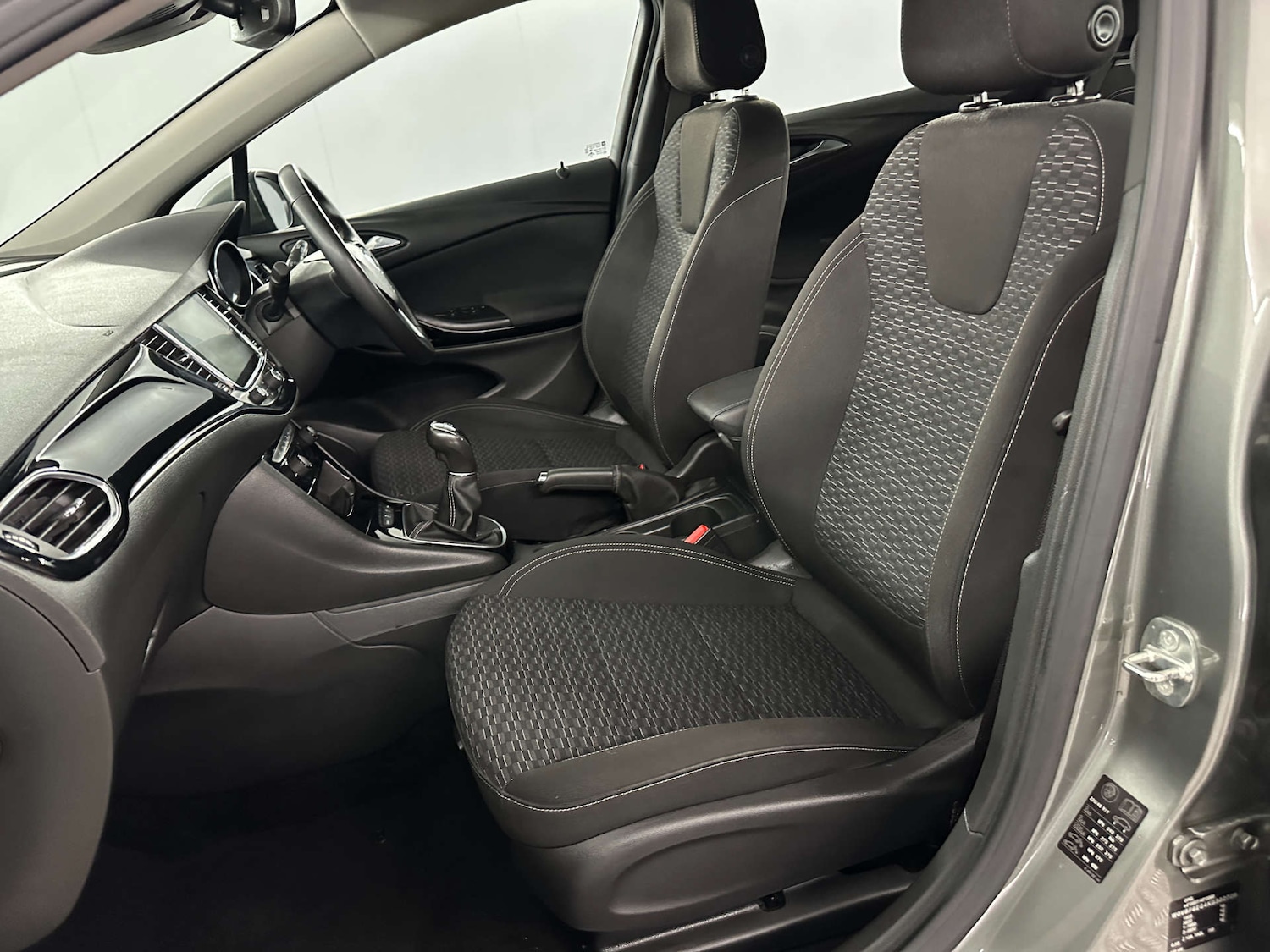 Used Vauxhall Astra 2018 for sale - 78039590: Photo 12