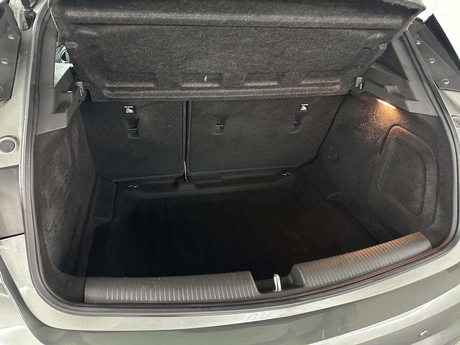 Used Vauxhall Astra 2018 for sale - 78039590: Photo 36