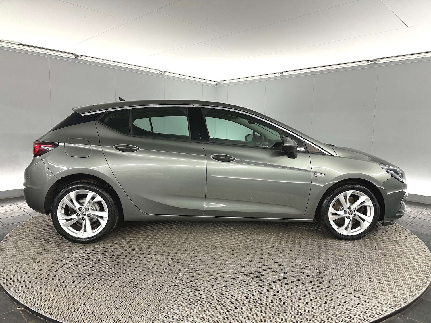 Used Vauxhall Astra 2018 for sale - 78039590: Photo 8