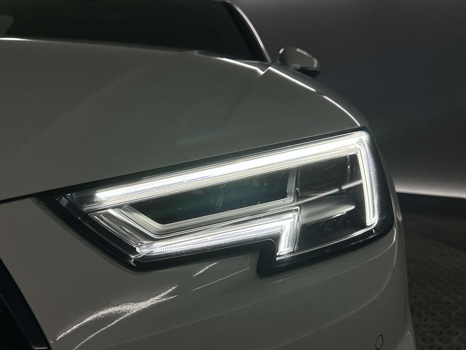 Used Audi A4 2019 for sale - 77590713: Photo 48