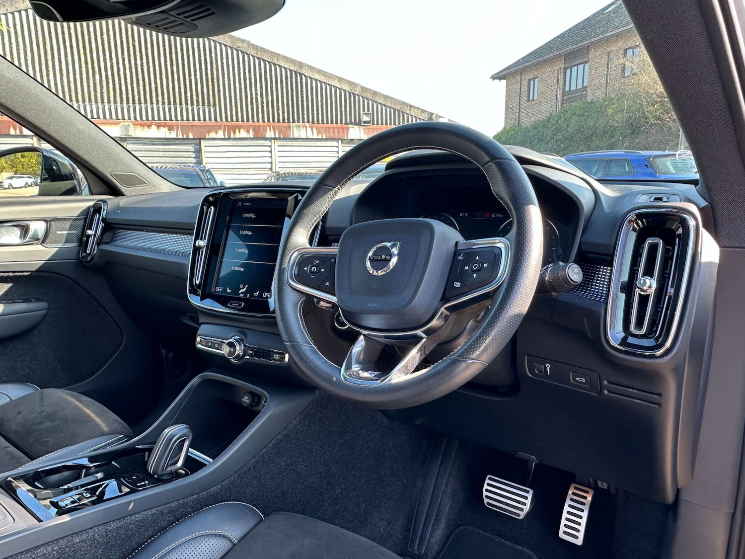 Used Volvo XC40 2018 for sale - 77765726: Photo 5