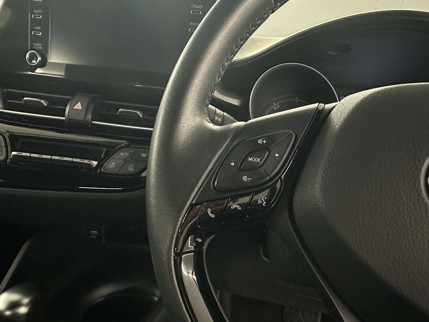 Used Toyota C-HR 2023 for sale - 77745626: Photo 15