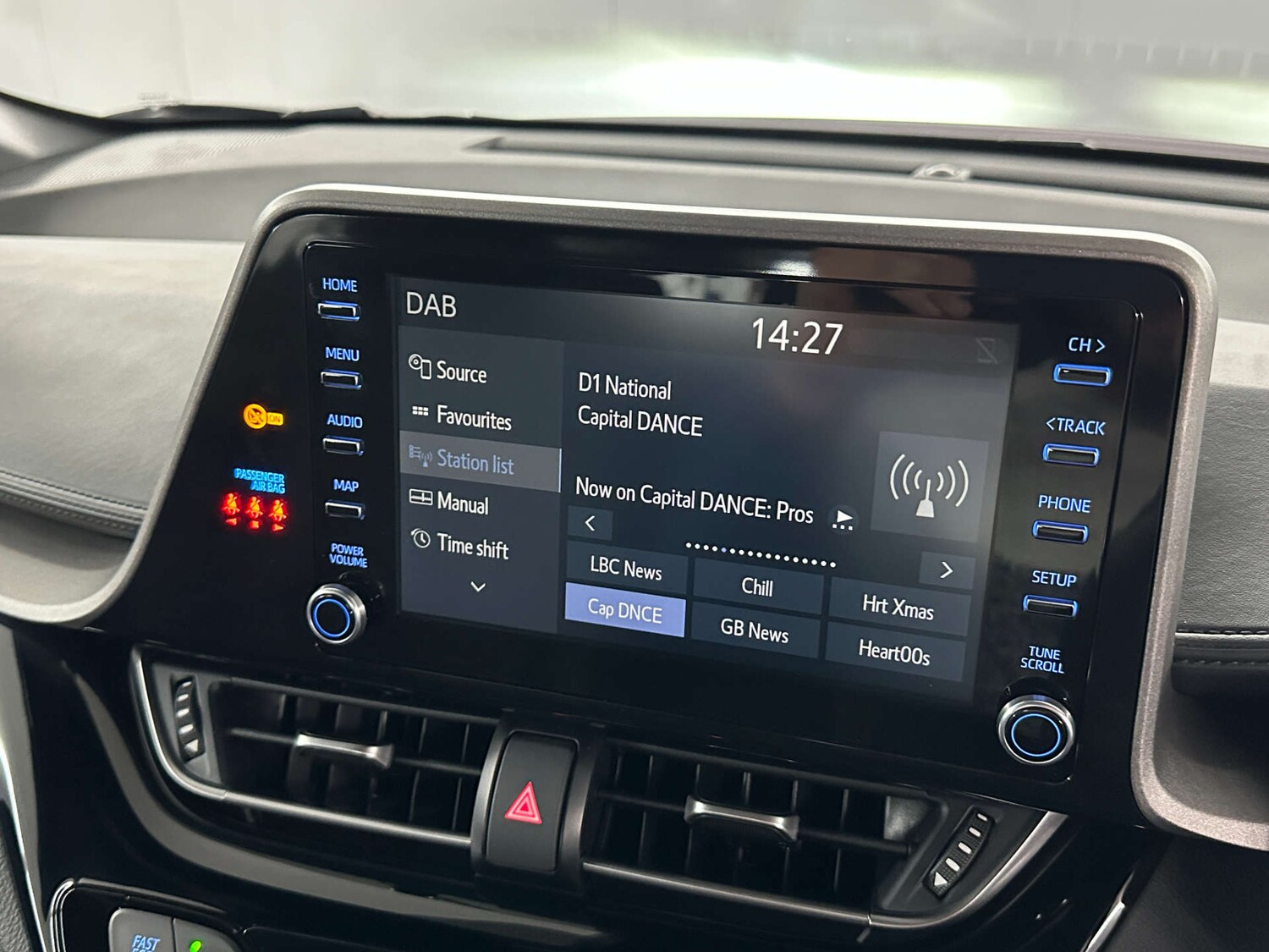 Used Toyota C-HR 2023 for sale - 77745626: Photo 24