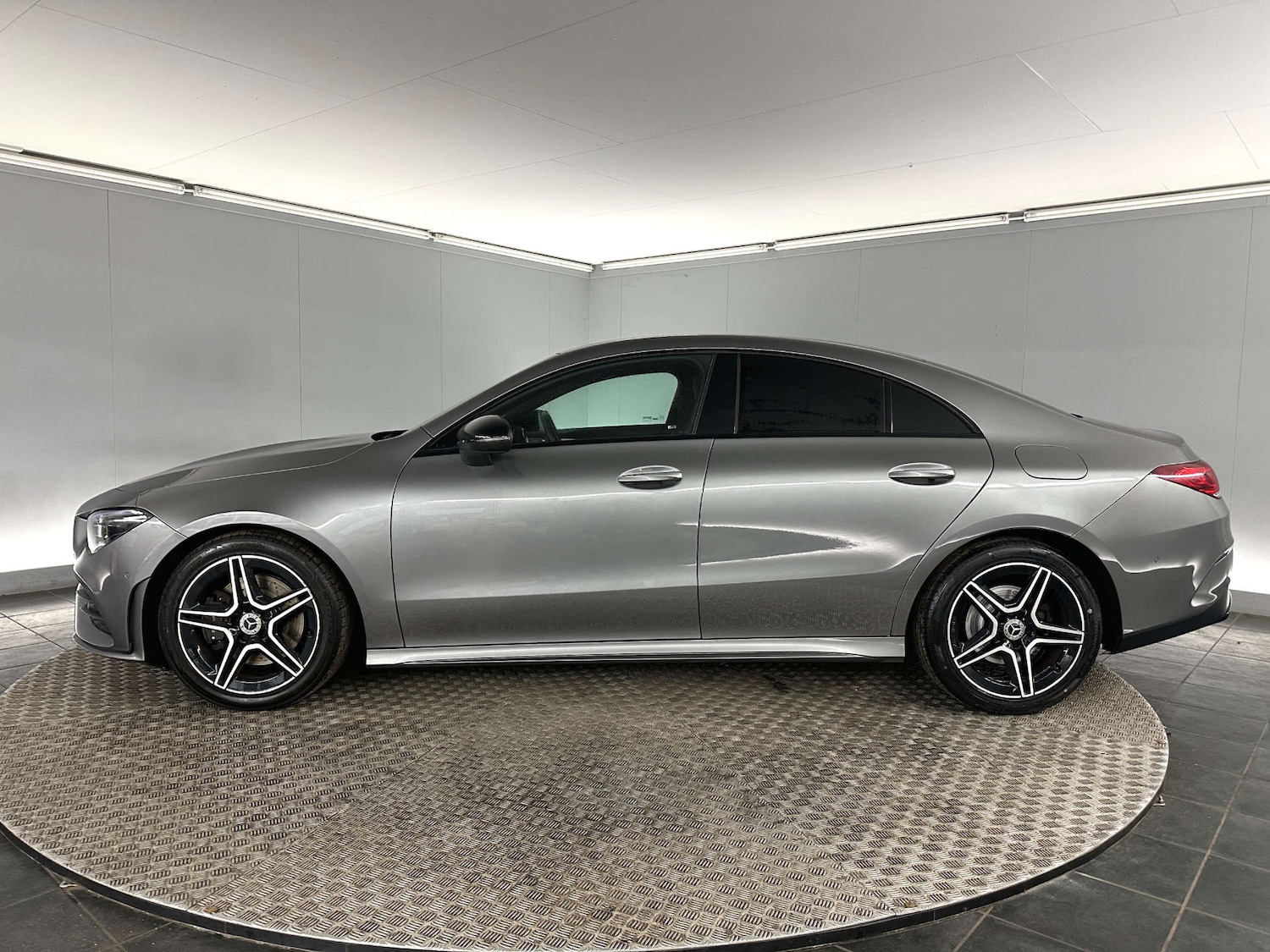 Used Mercedes-Benz CLA 2023 for sale - 77850592: Photo 4