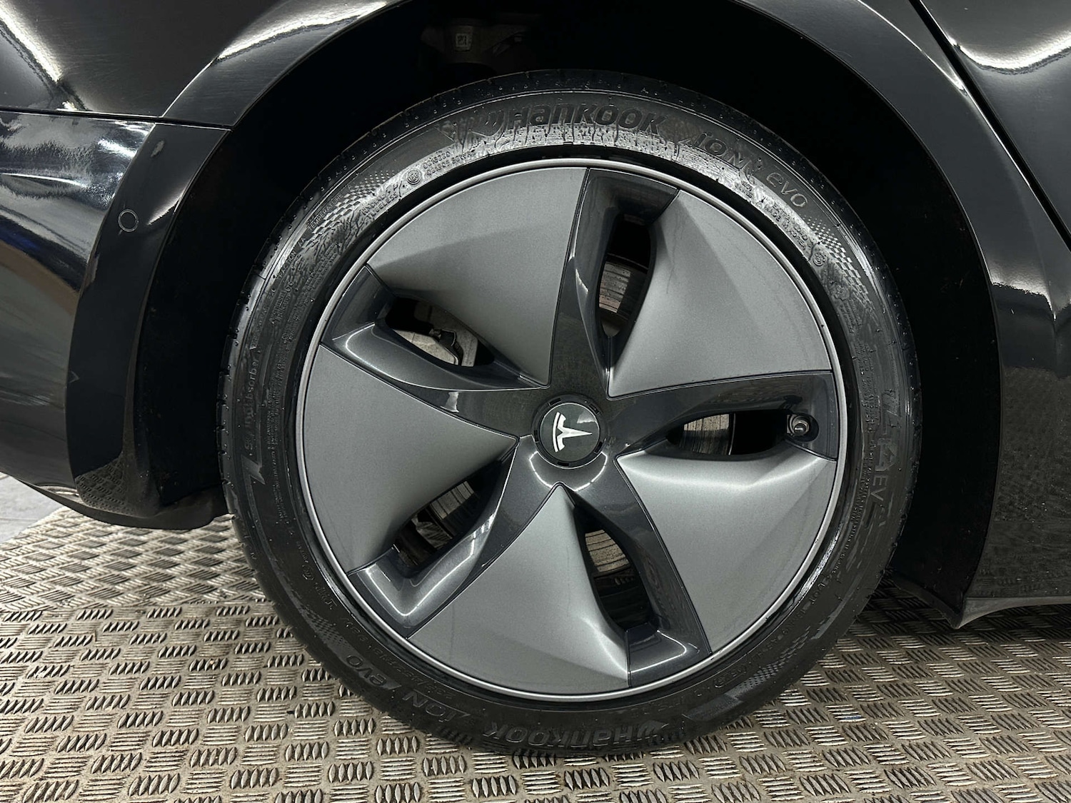 Used Tesla Model 3 2019 for sale - 77765710: Photo 54