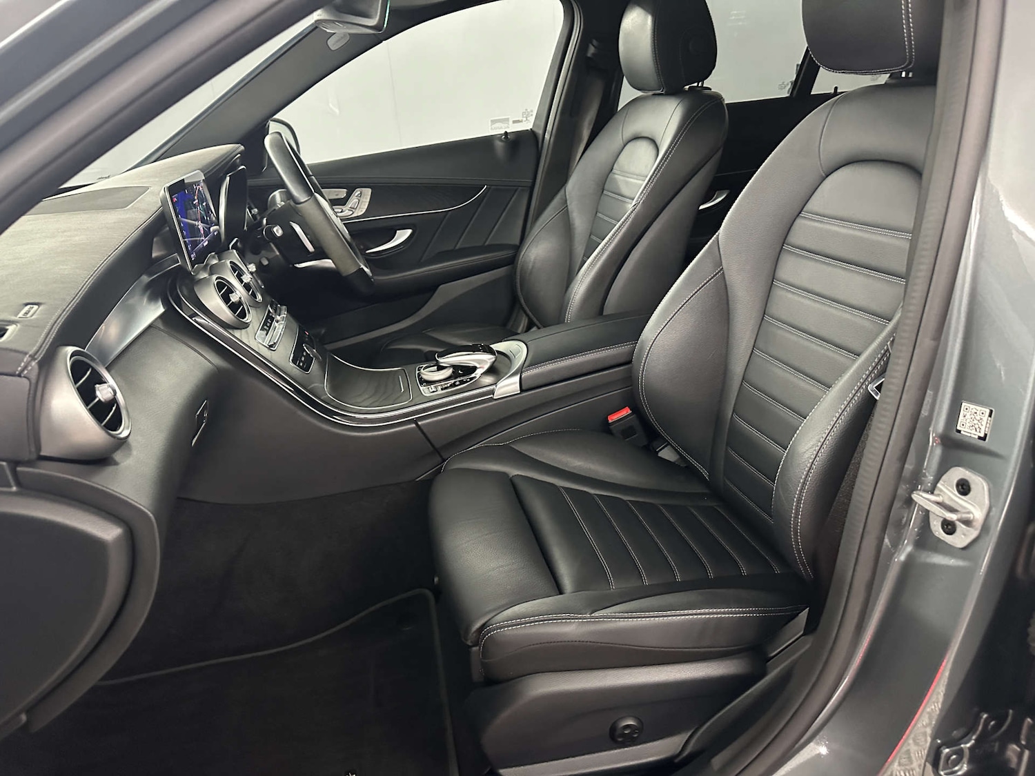 Used Mercedes-Benz C Class 2021 for sale - 77590793: Photo 15