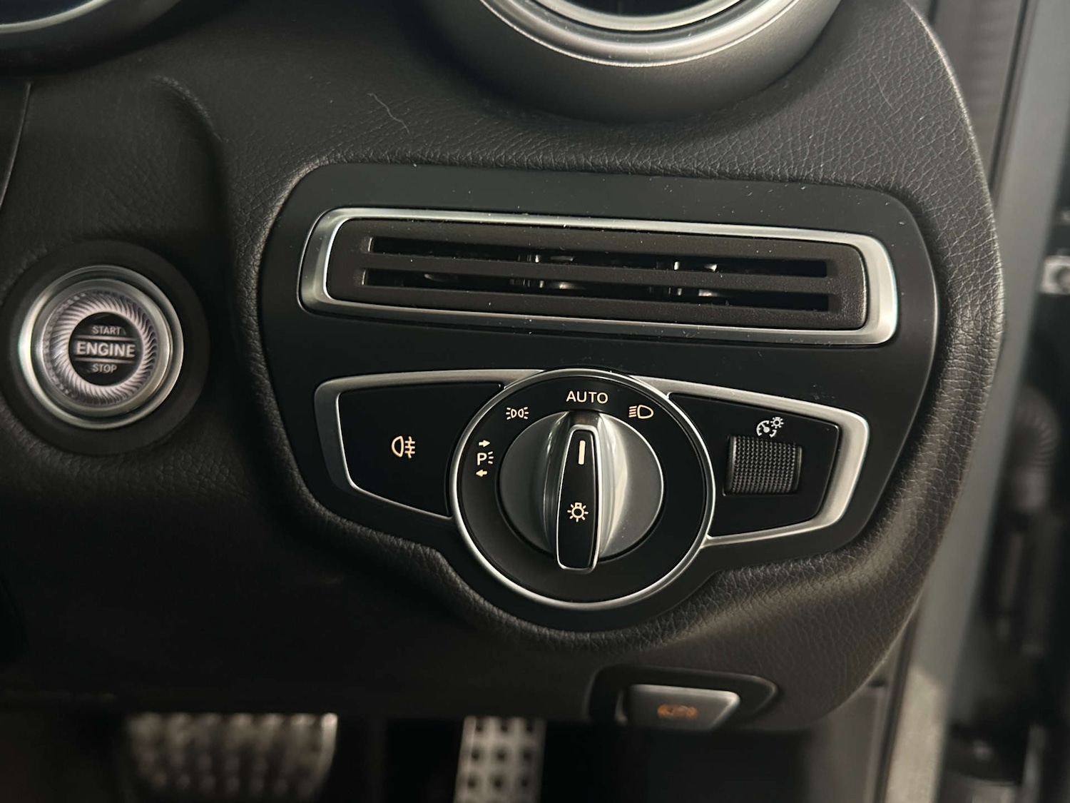 Used Mercedes-Benz C Class 2021 for sale - 77590793: Photo 23