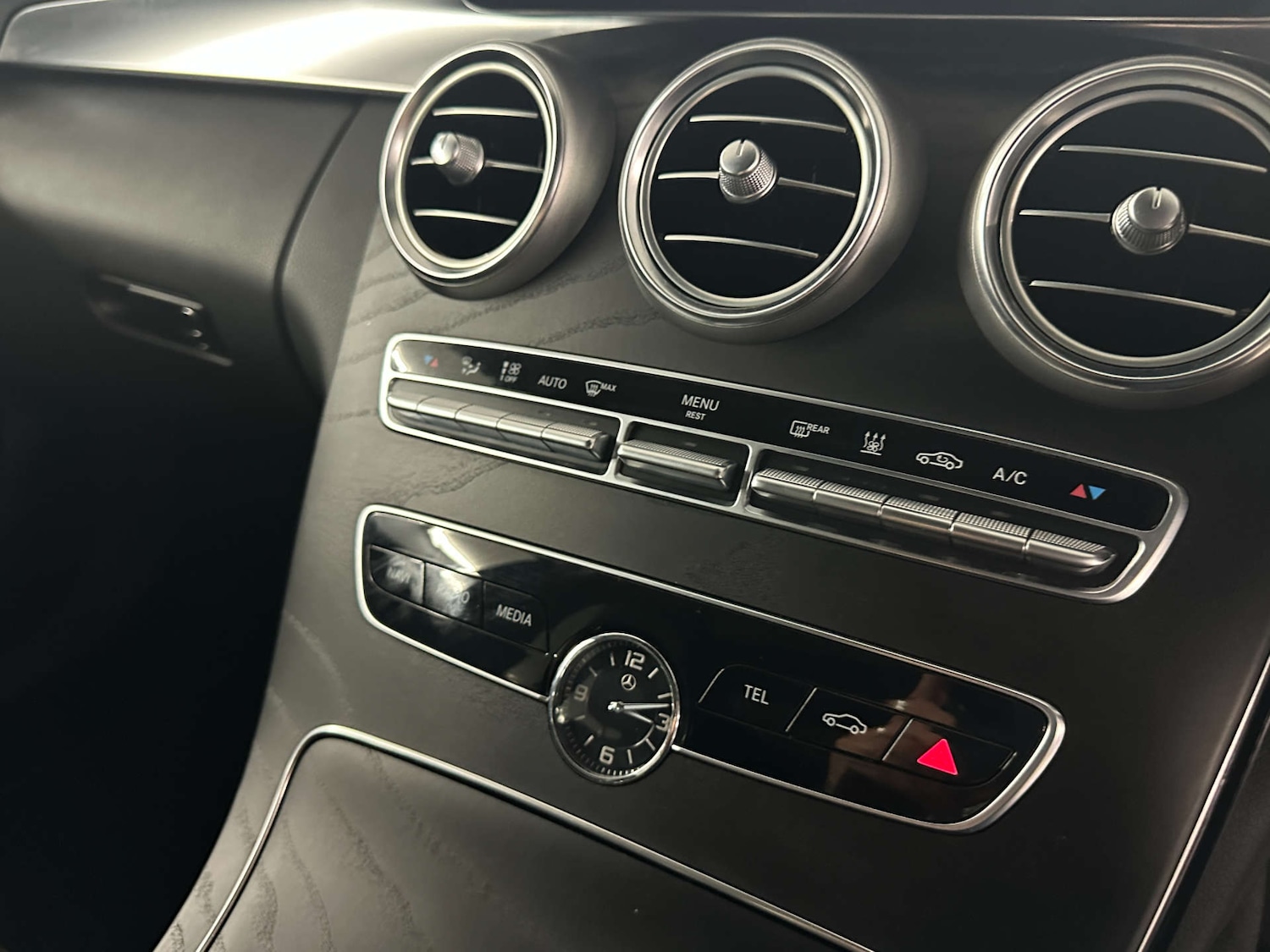 Used Mercedes-Benz C Class 2021 for sale - 77590793: Photo 25