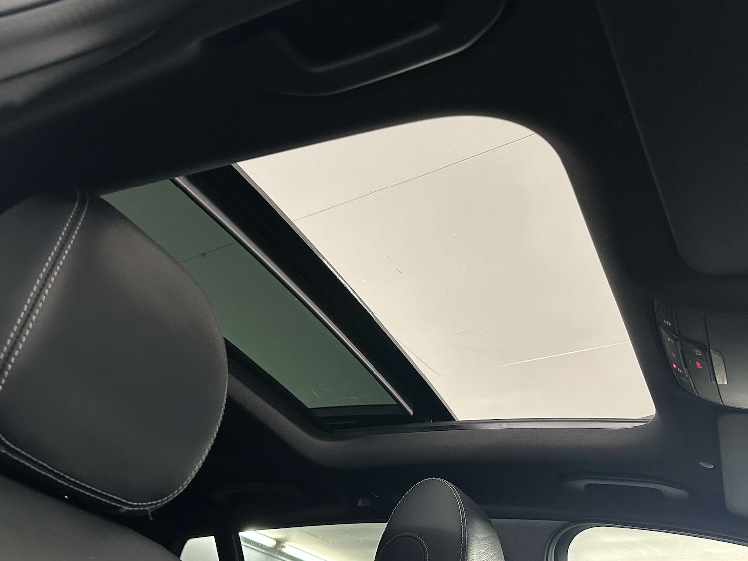 Used Mercedes-Benz C Class 2021 for sale - 77590793: Photo 46