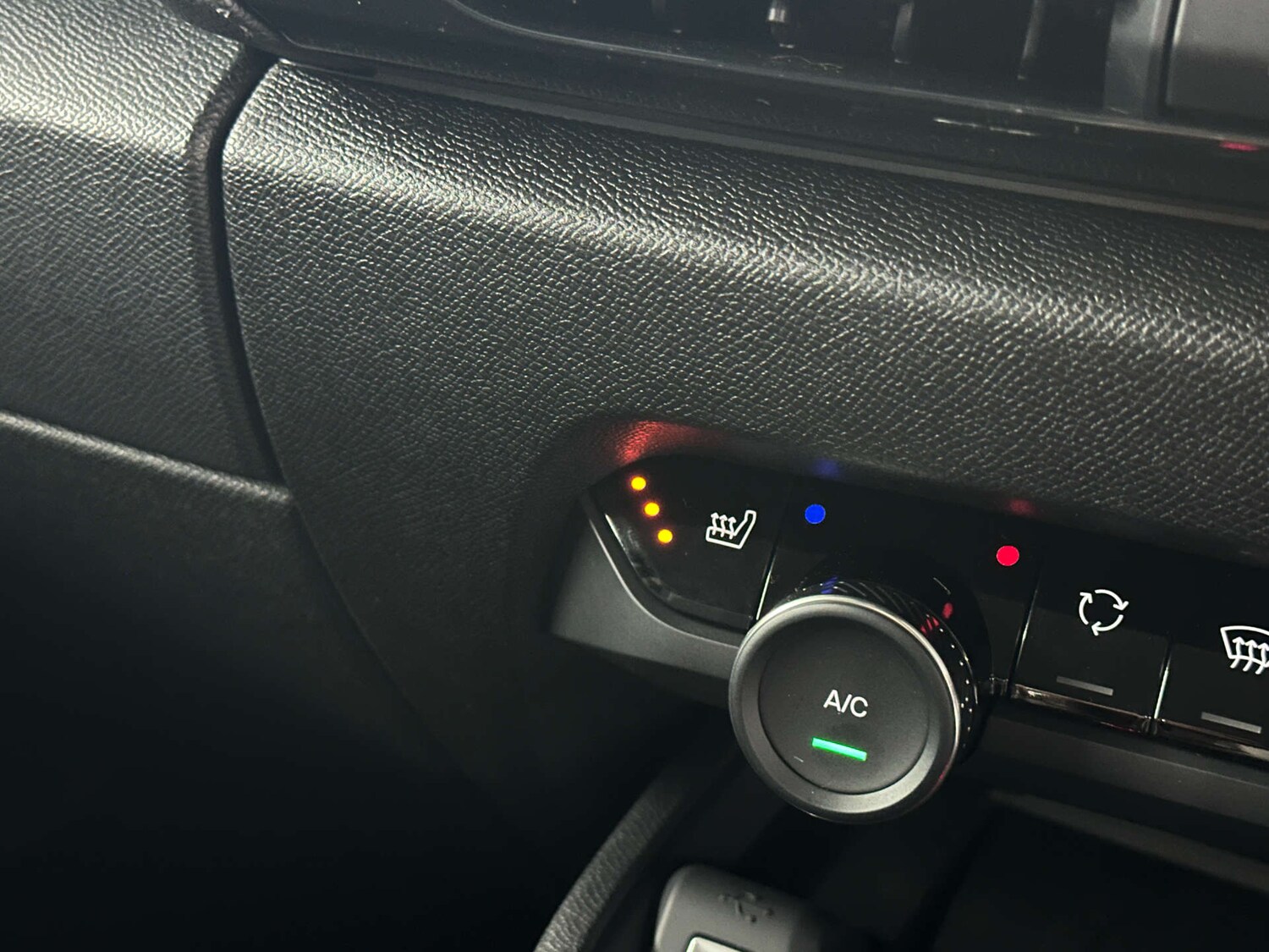 Used Citroen C4 2024 for sale - 77590765: Photo 32