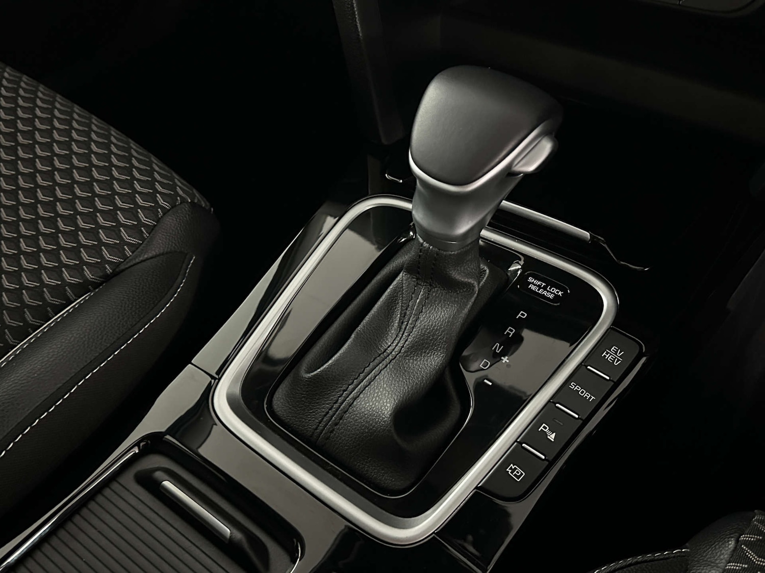 Used Kia XCeed 2023 for sale - 77745634: Photo 16