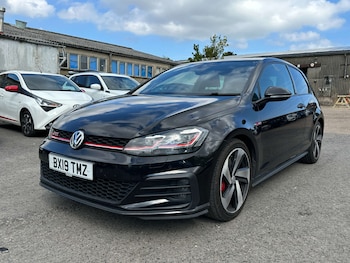 Used Volkswagen Golf 2019 for sale - 78328500: Photo