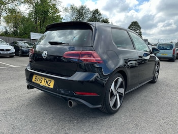 Used Volkswagen Golf 2019 for sale - 78328500: Photo