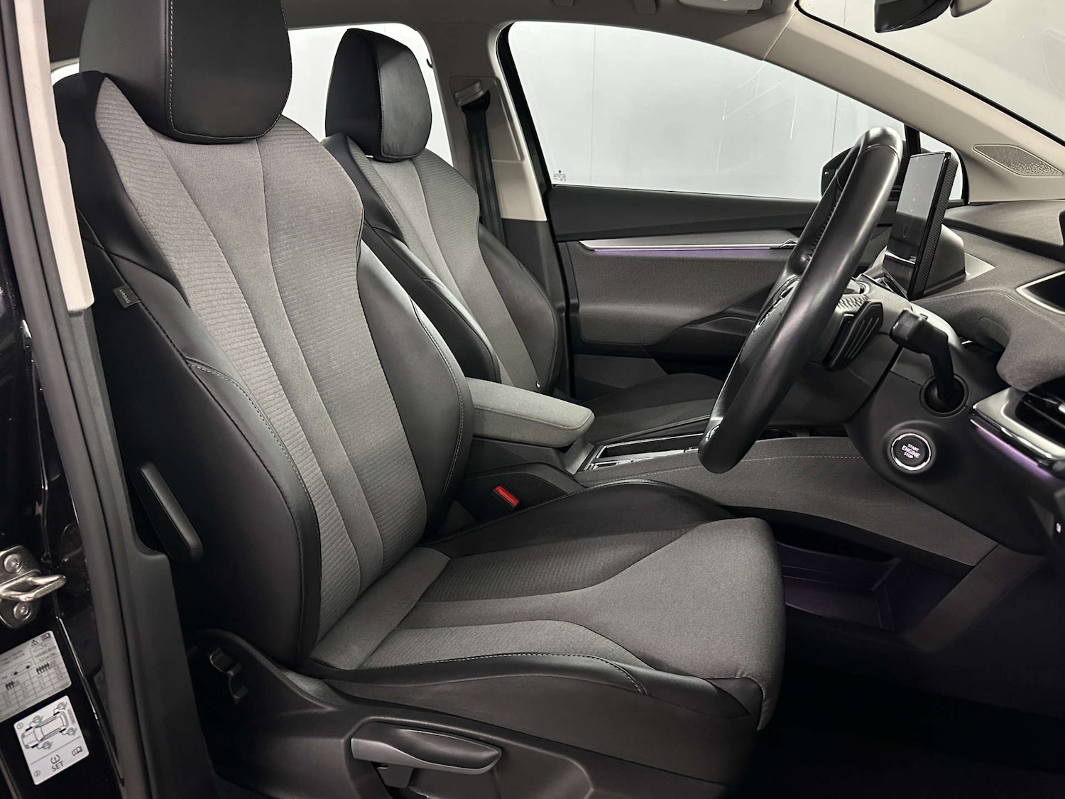 Used Skoda Enyaq 2023 for sale - 77609398: Photo 10