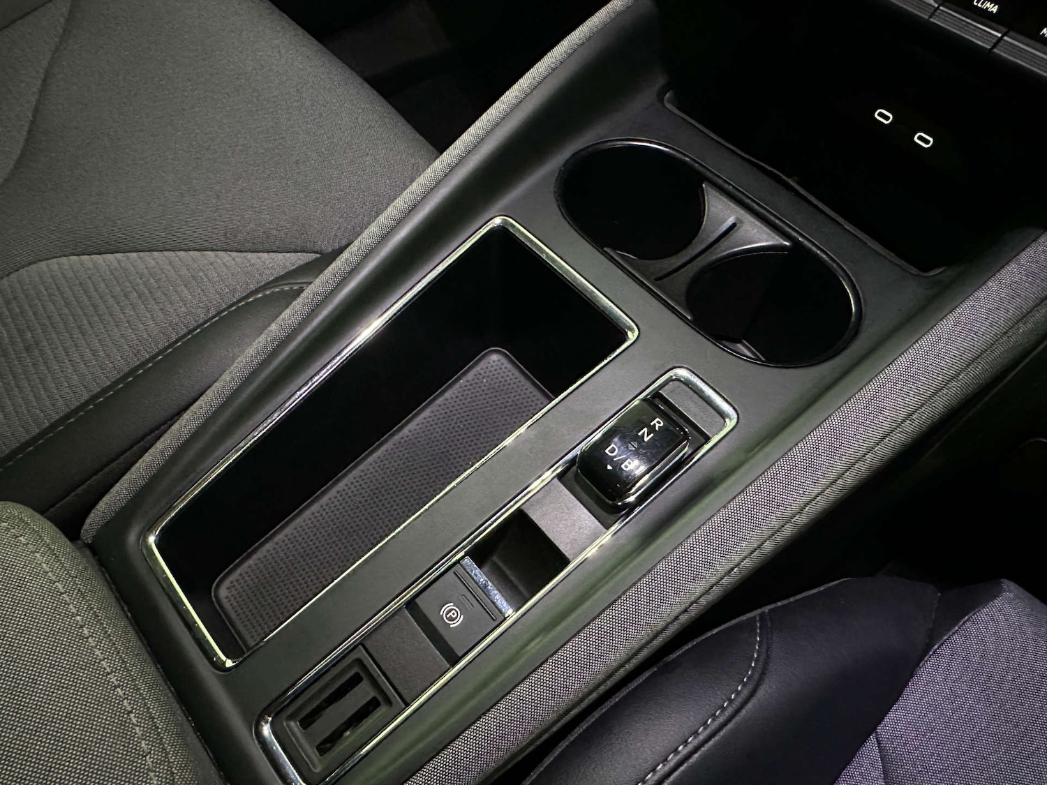 Used Skoda Enyaq 2023 for sale - 77609398: Photo 15