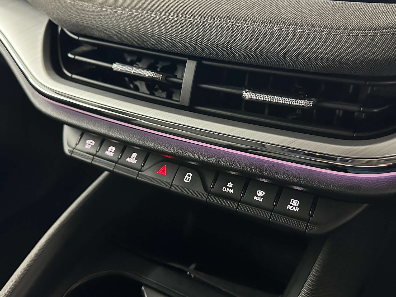 Used Skoda Enyaq 2023 for sale - 77609398: Photo 22