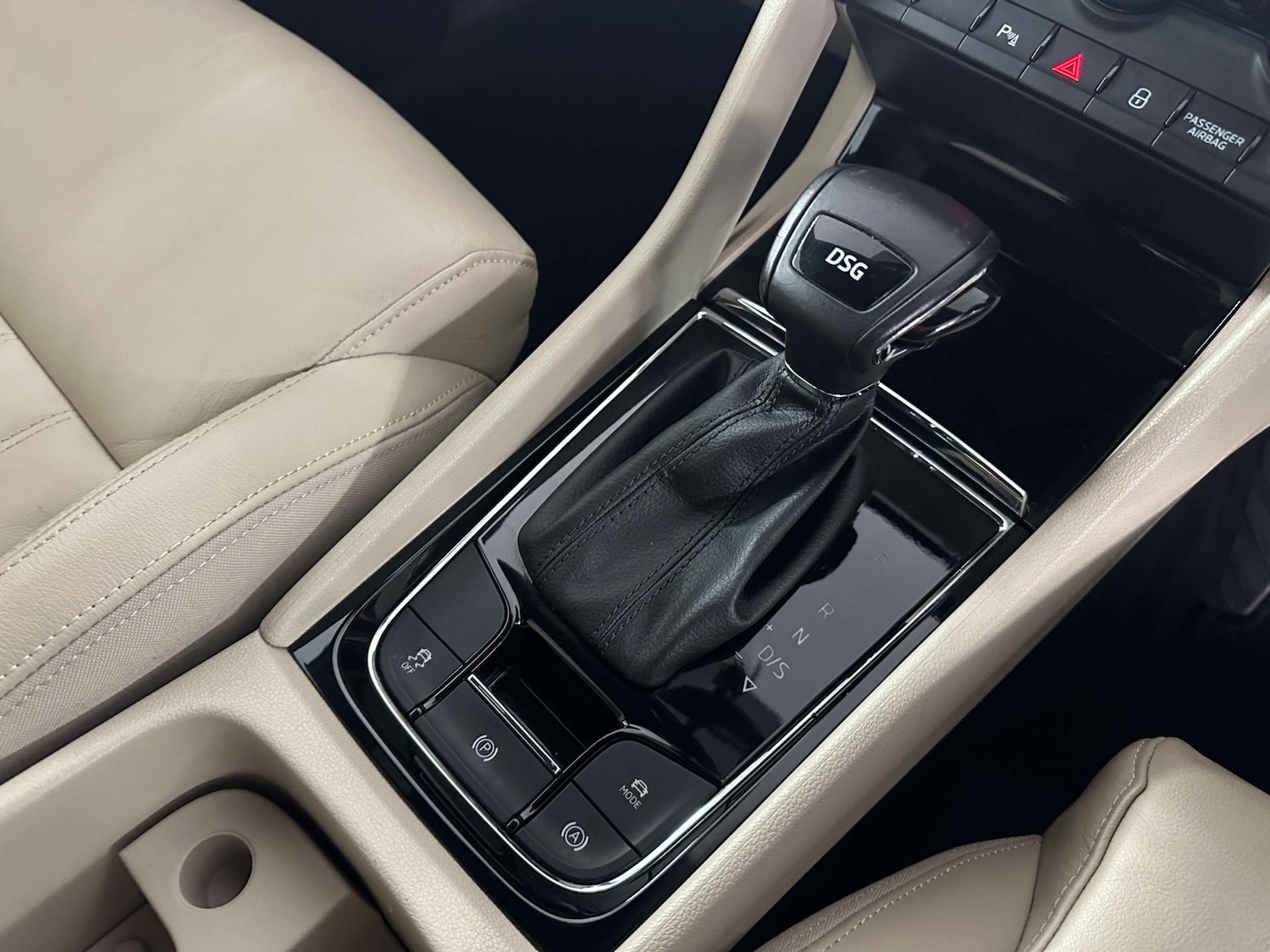 Used Skoda Karoq 2018 for sale - 77930575: Photo 15