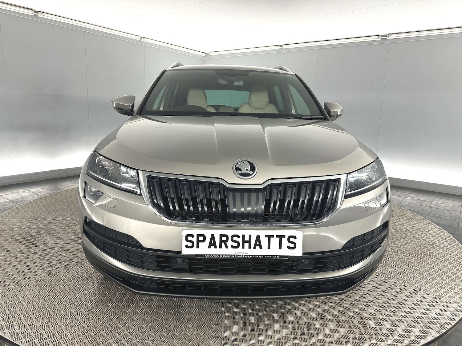 Used Skoda Karoq 2018 for sale - 77930575: Photo 2