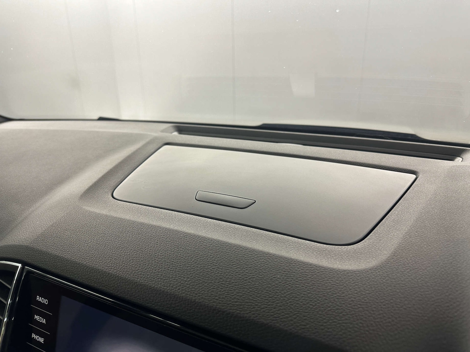 Used Skoda Karoq 2018 for sale - 77930575: Photo 23