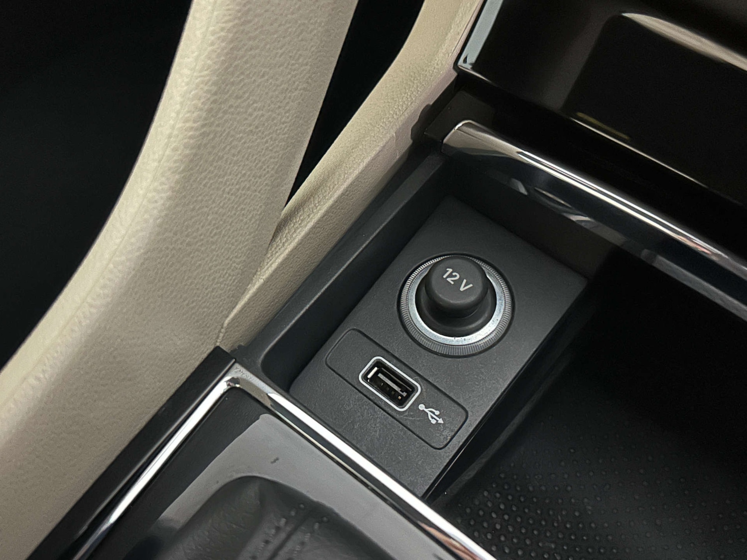 Used Skoda Karoq 2018 for sale - 77930575: Photo 30