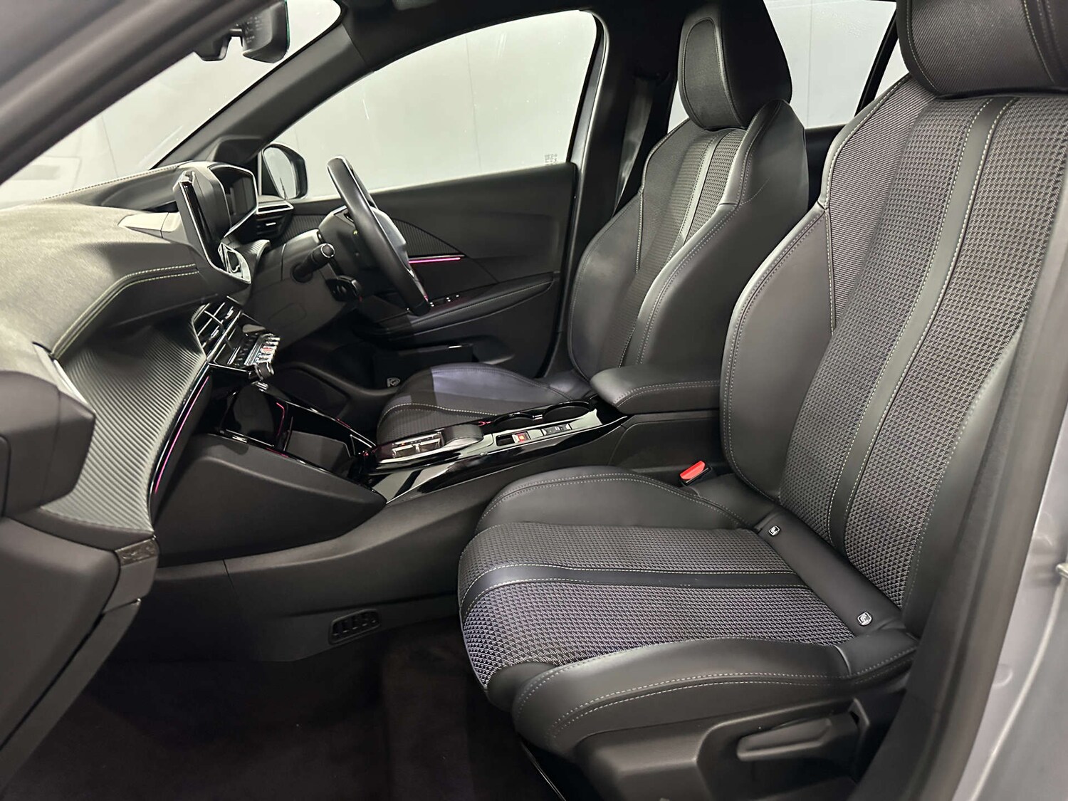 Used Peugeot 208 2022 for sale - 77590737: Photo 15