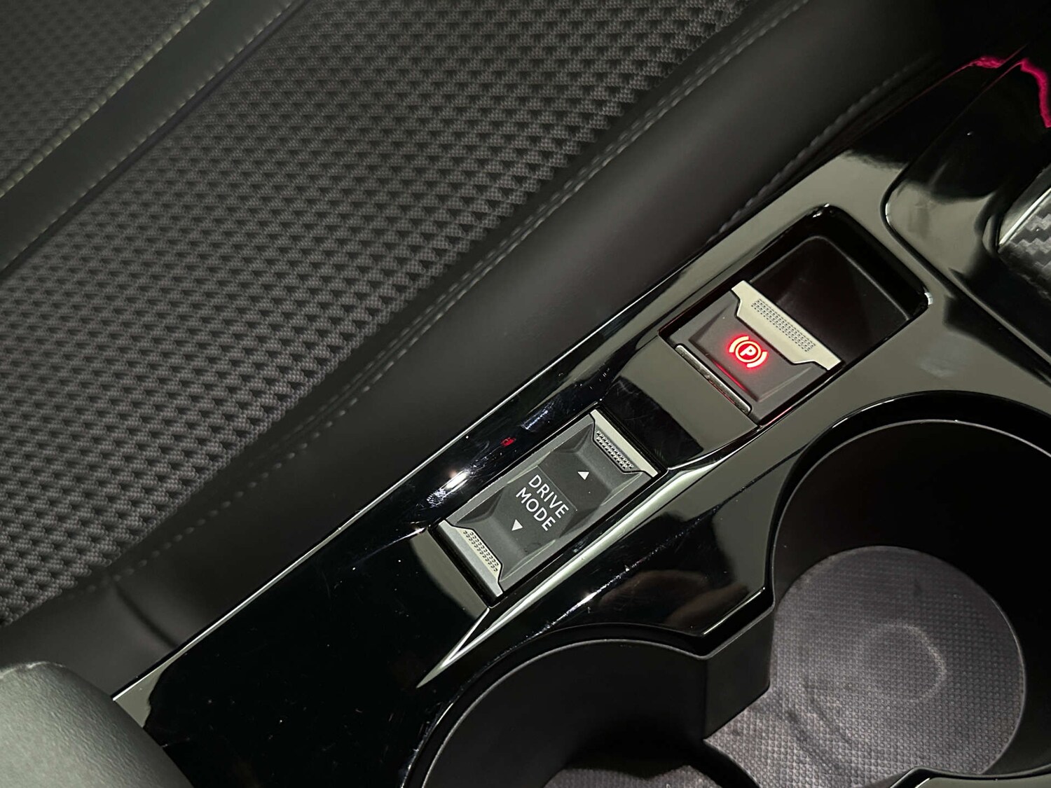 Used Peugeot 208 2022 for sale - 77590737: Photo 35