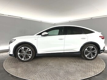 Used Audi Q4 e-tron 2022 for sale - 77745415: Photo