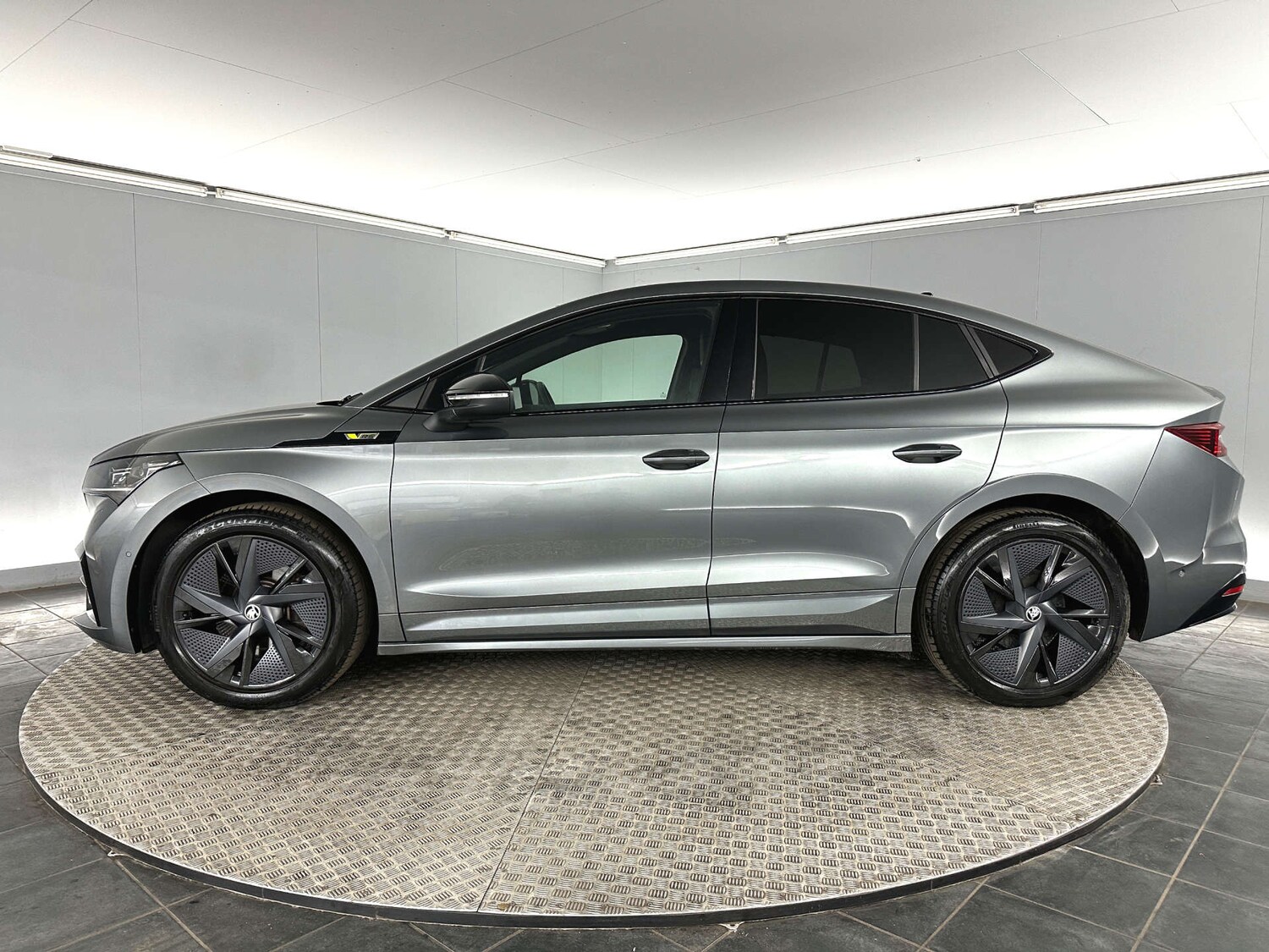 Used Skoda Enyaq 2023 for sale - 77745434: Photo 7