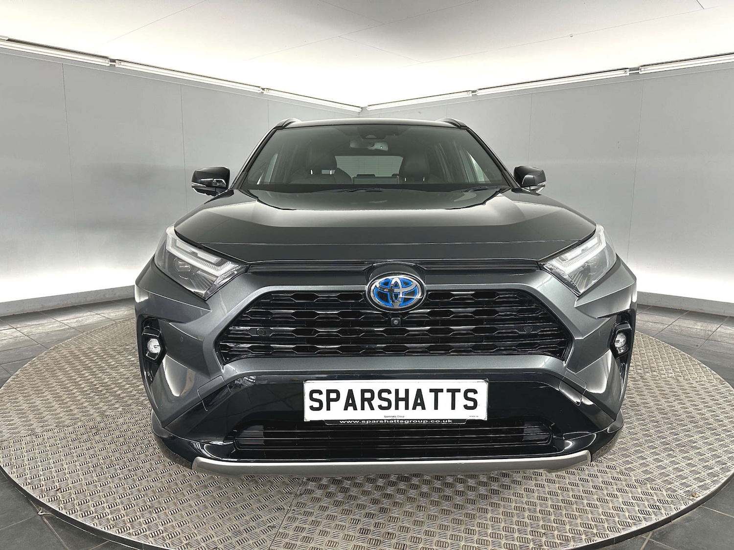 Used Toyota RAV4 2022 for sale - 77745641: Photo 2