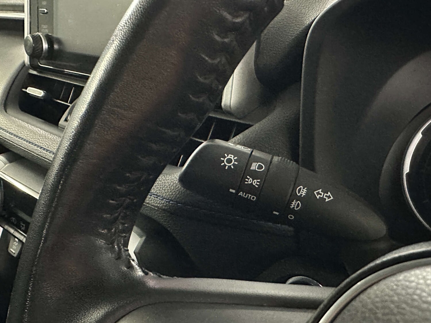 Used Toyota RAV4 2022 for sale - 77745641: Photo 22