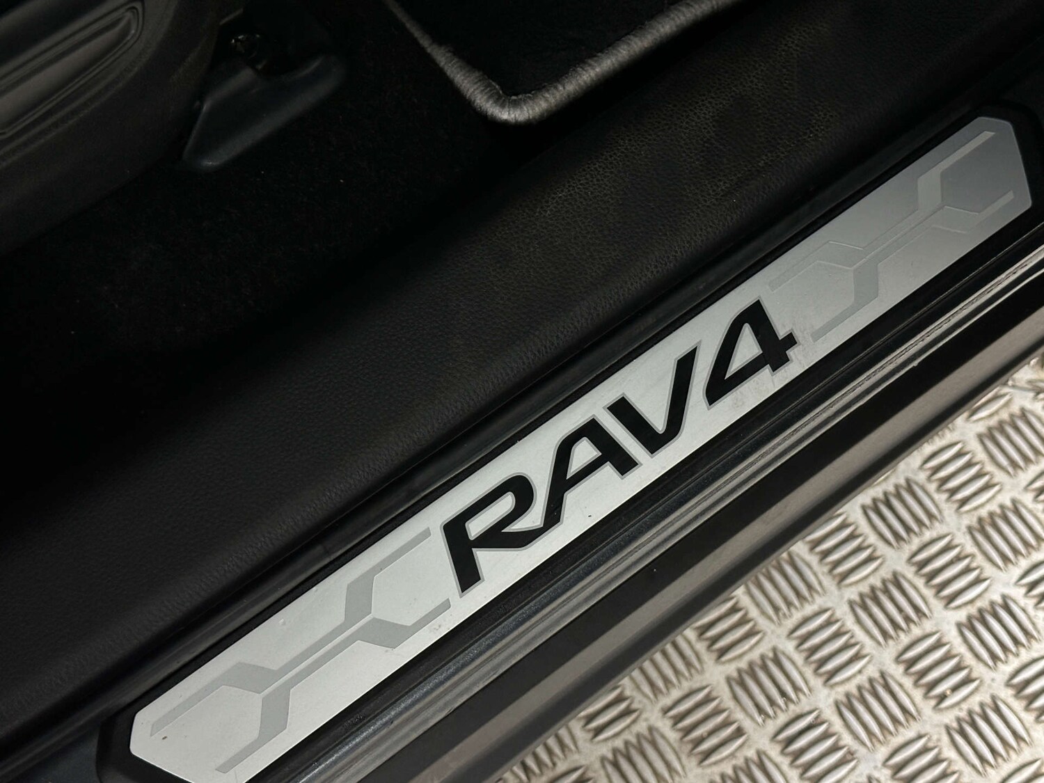 Used Toyota RAV4 2022 for sale - 77745641: Photo 36