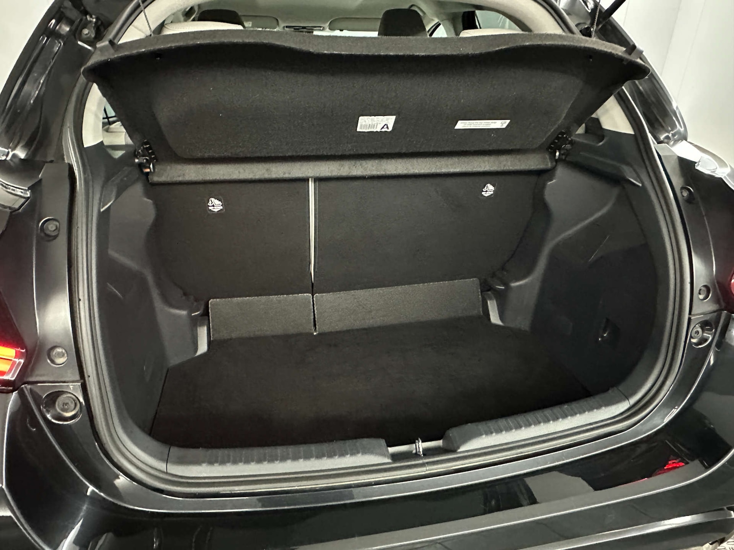 Used Toyota Yaris 2022 for sale - 77745466: Photo 36