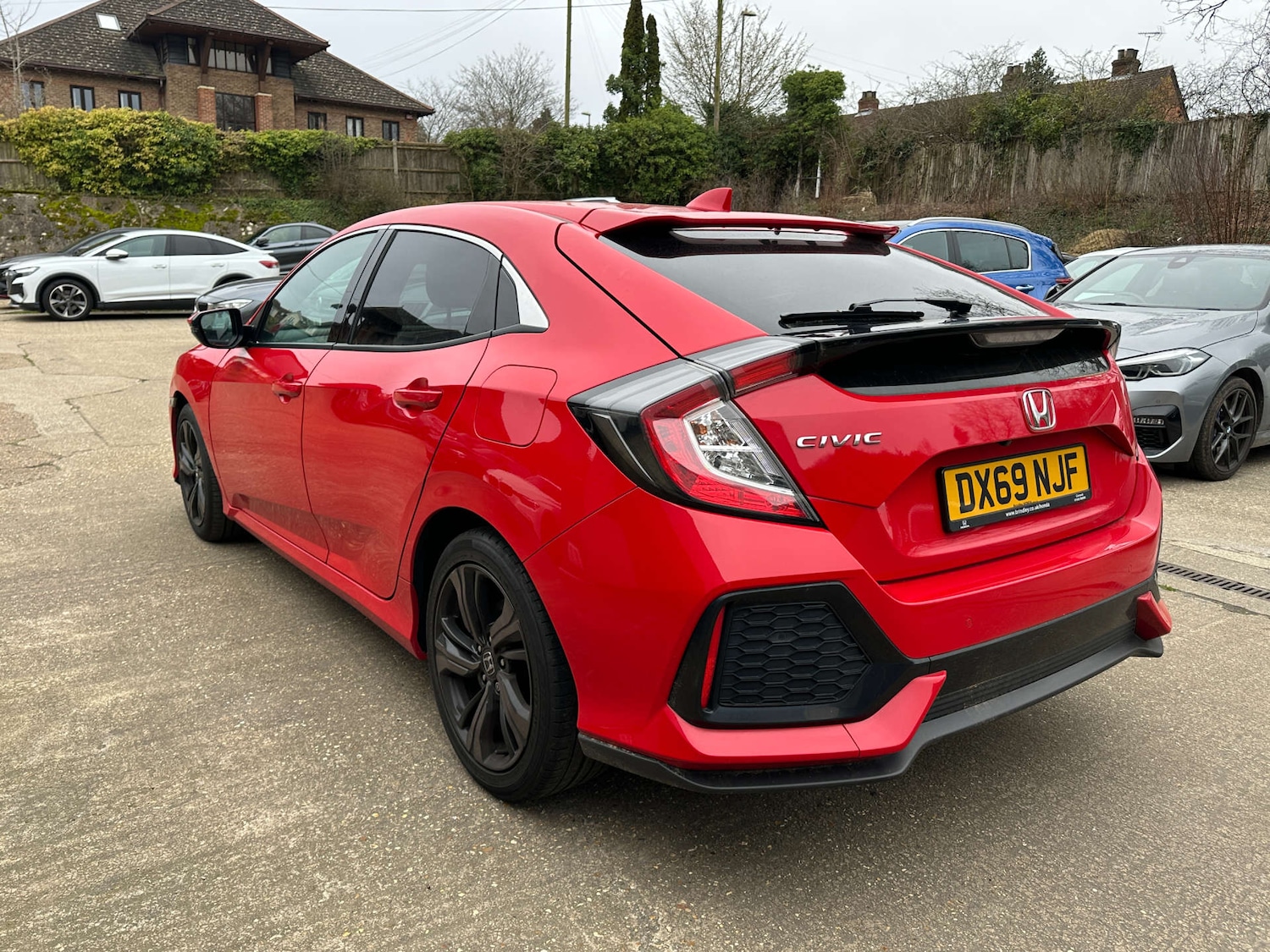 Used Honda Civic 2019 for sale - 77850612: Photo 2