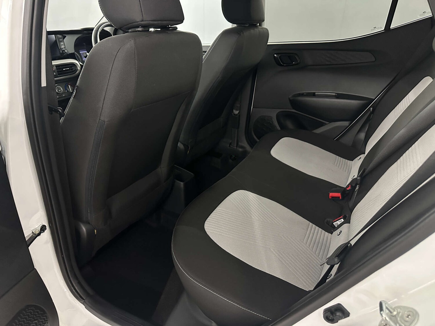 Used Hyundai i10 2021 for sale - 77590794: Photo 15