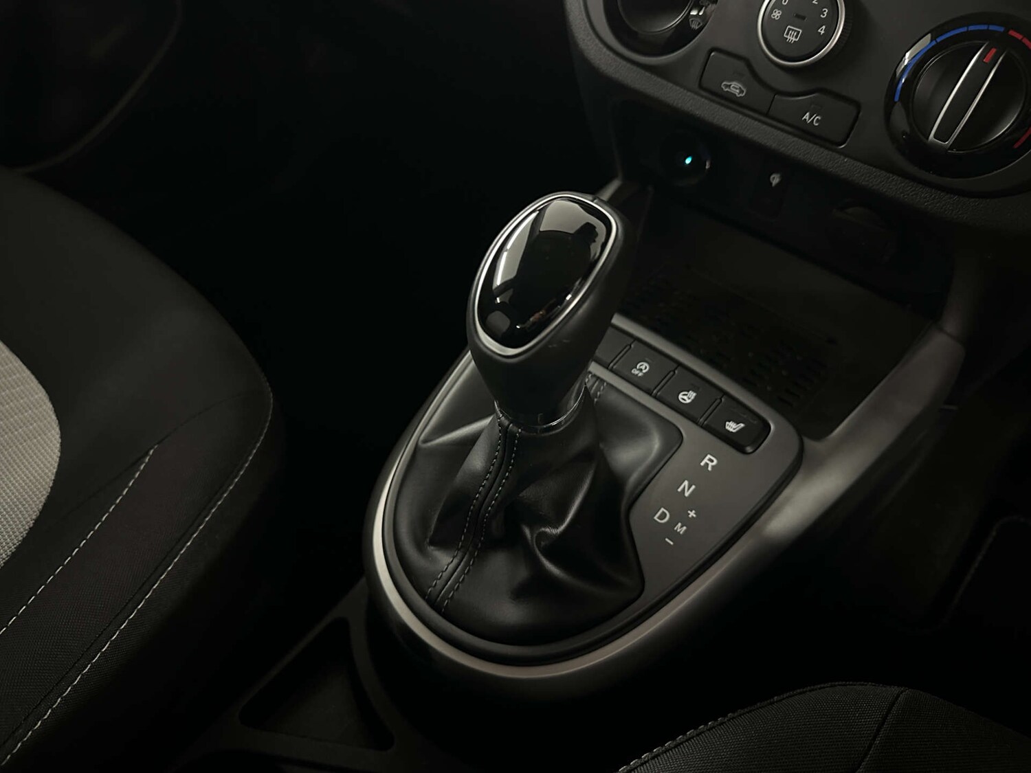 Used Hyundai i10 2021 for sale - 77590794: Photo 18