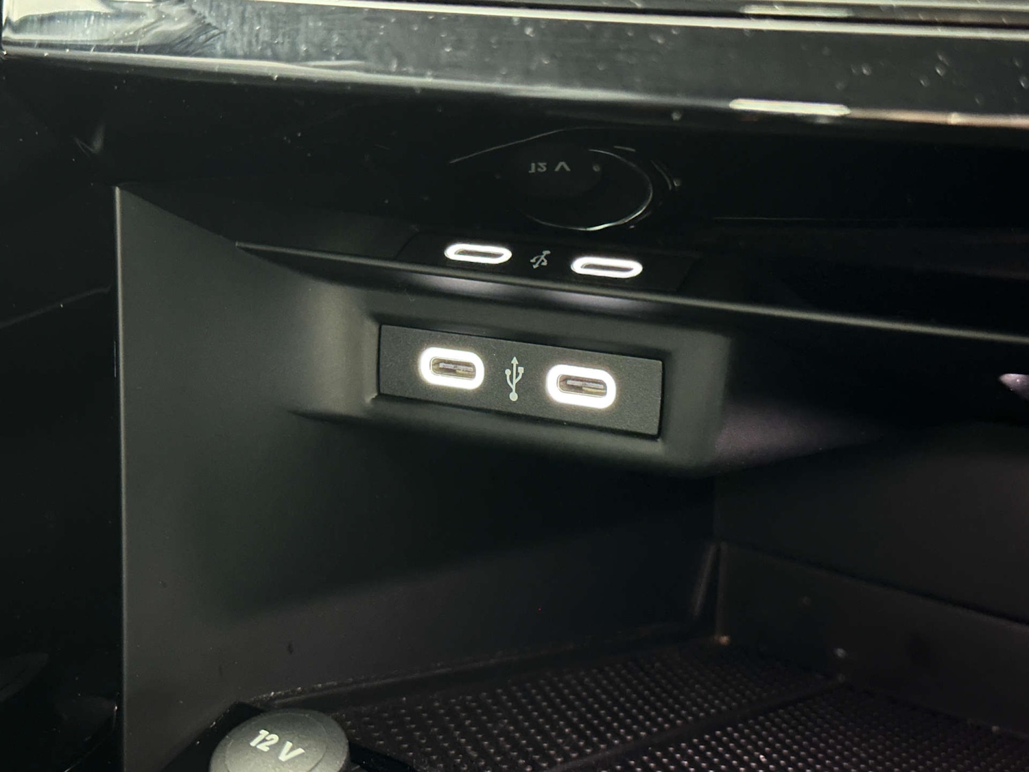 Used Volkswagen T-Roc 2024 for sale - 77745453: Photo 36