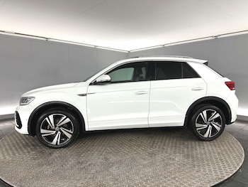 Used Volkswagen T-Roc 2024 for sale - 77745453: Photo