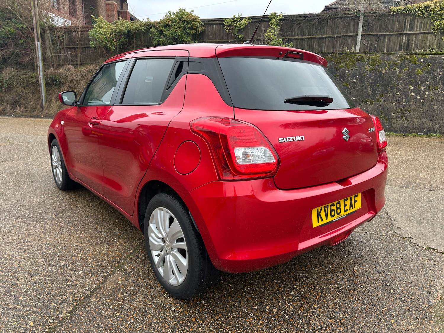 Used Suzuki Swift 2018 for sale - 77717733: Photo 3