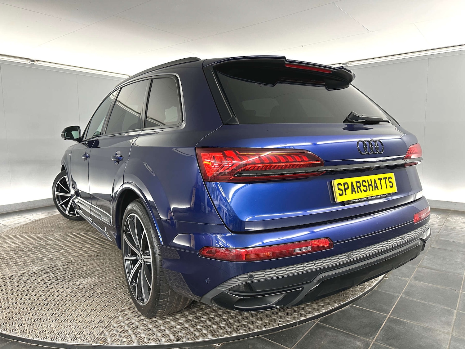 Used Audi Q7 2023 for sale - 77745548: Photo 5