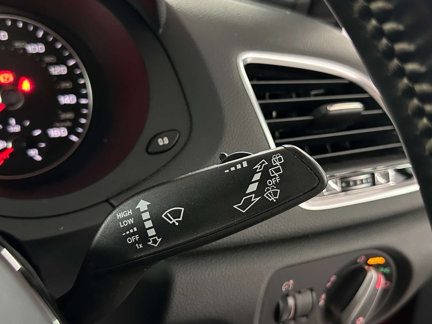 Used Audi Q3 2016 for sale - 77590721: Photo 29