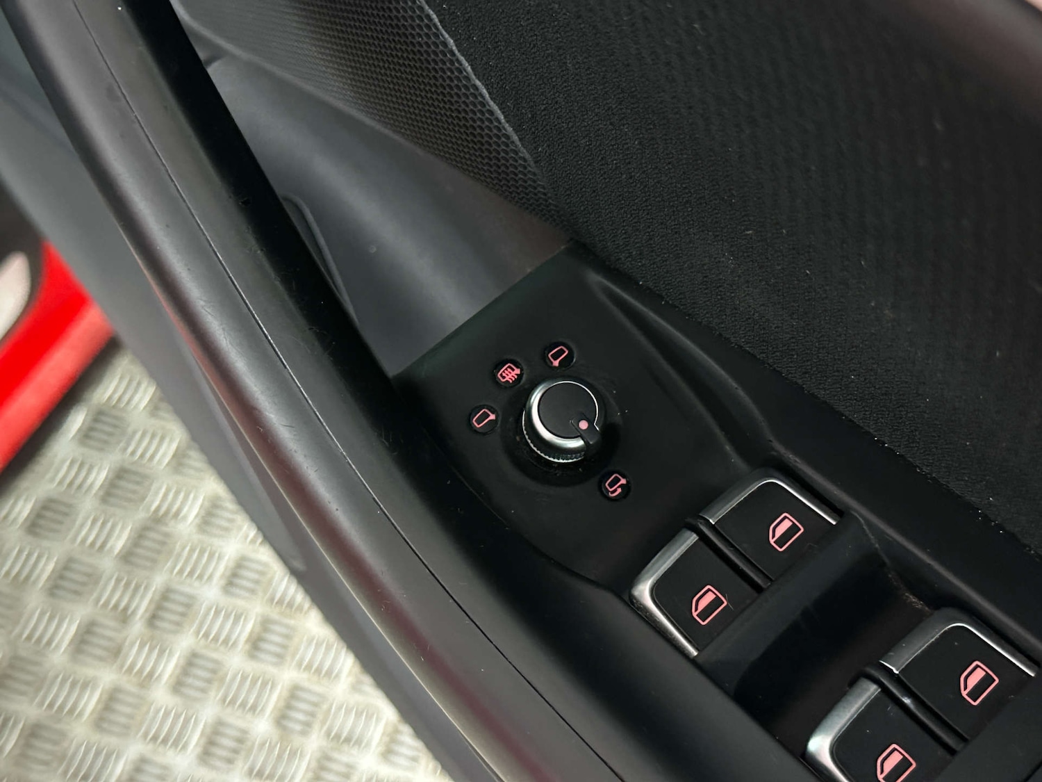 Used Audi Q3 2016 for sale - 77590721: Photo 32