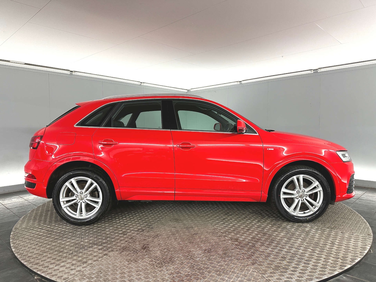 Used Audi Q3 2016 for sale - 77590721: Photo 8