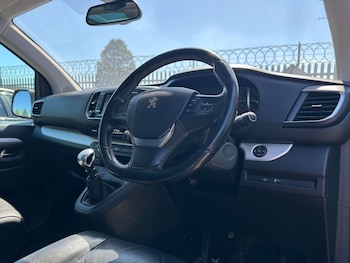 Used Peugeot Traveller 2017 for sale - 78673119: Photo
