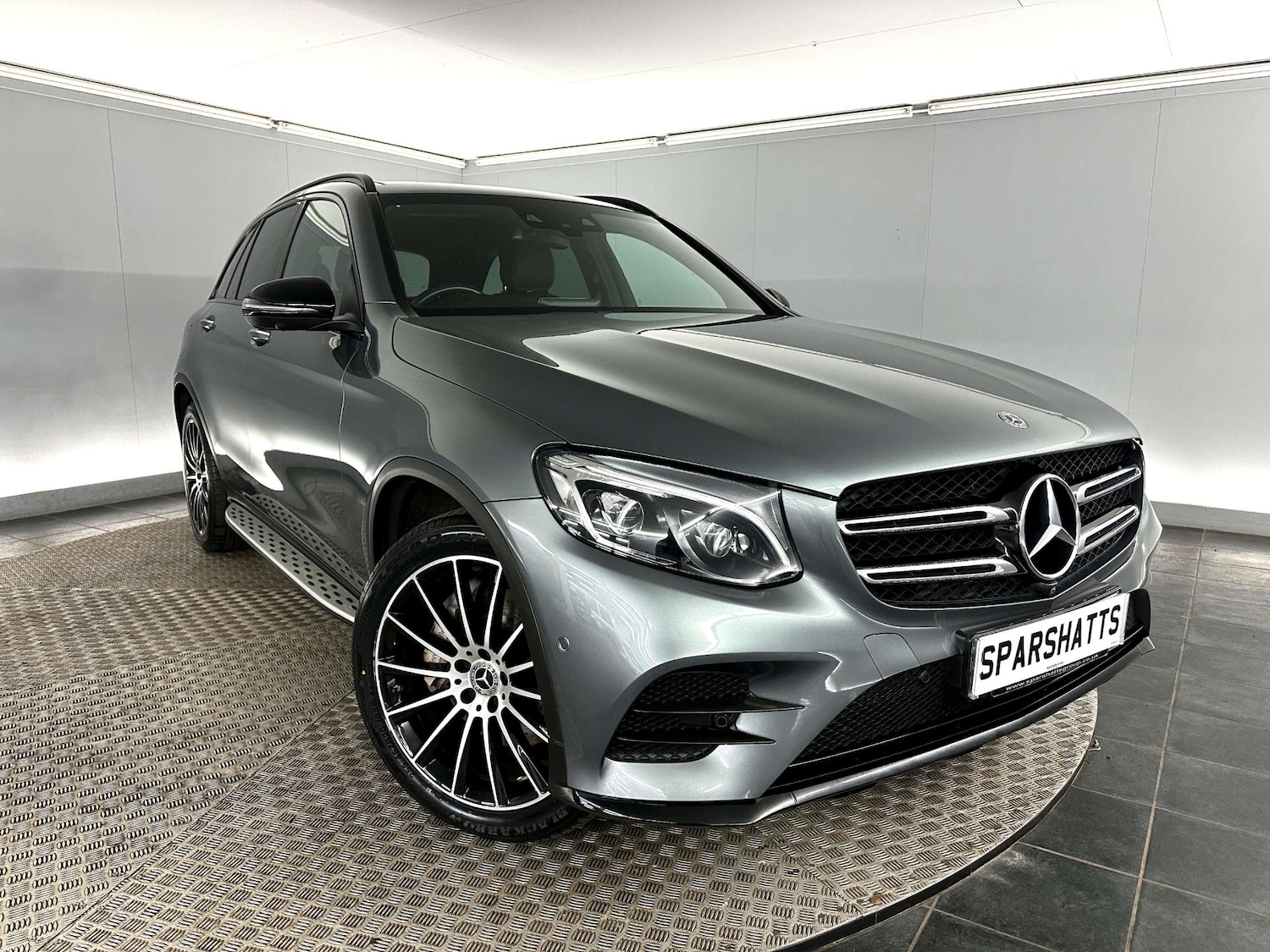 Used Mercedes-Benz GLC 2019 for sale - 77745451: Photo 1