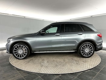 Used Mercedes-Benz GLC 2019 for sale - 77745451: Photo