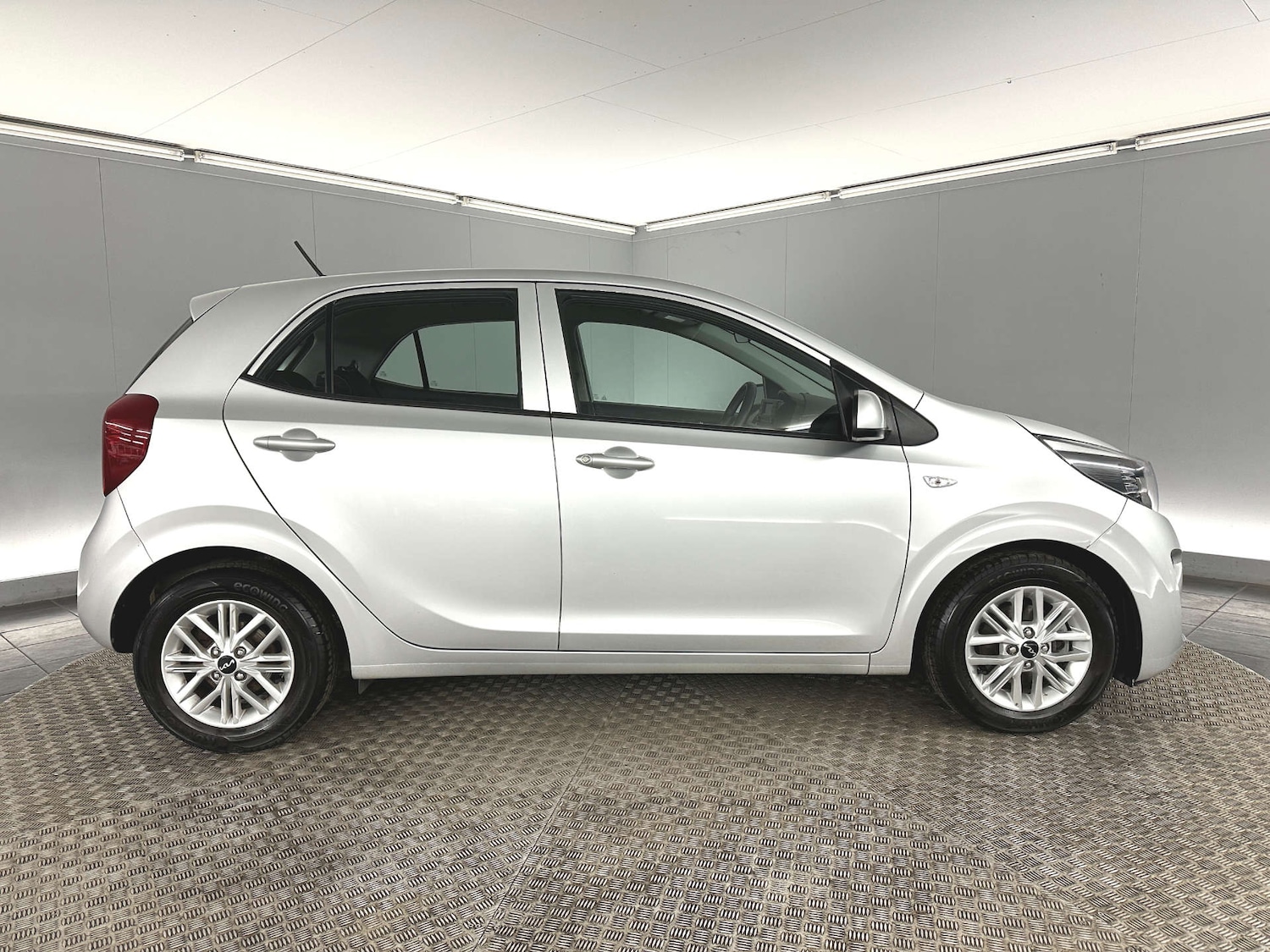 Used Kia Picanto 2021 for sale - 77765846: Photo 8
