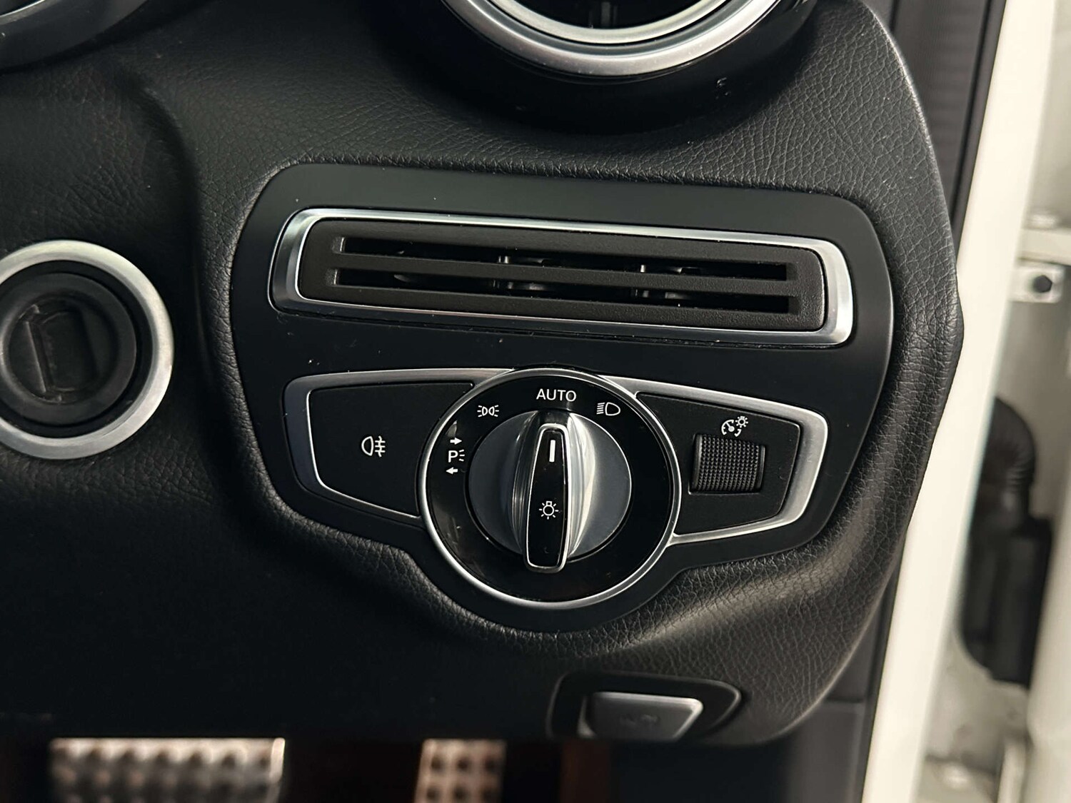 Used Mercedes-Benz C Class 2017 for sale - 77717759: Photo 21